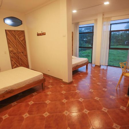Hotel Pura Natura Beachfront Тортугеро Экстерьер фото